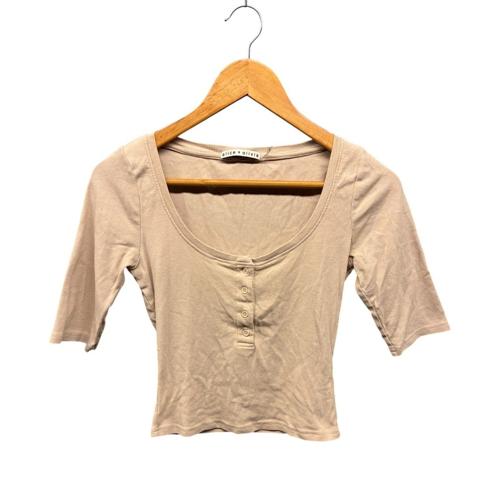 Alice + Olivia Henley Crop‎ Top Women's Size S Beige Scoop Neck Stretch Tee
